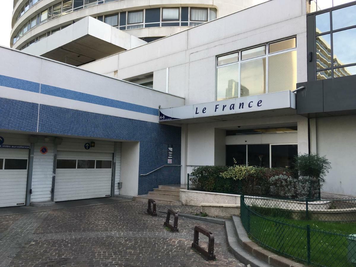 Apartamento Le « 24Th » On Blum Square Puteaux Exterior foto